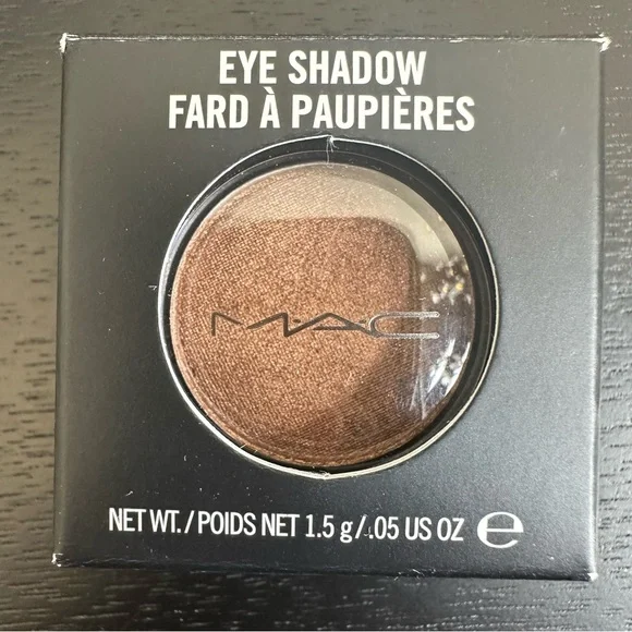 NWOT *RARE* MAC BRONZE Frost Eyeshadow - Picture 3 of 3